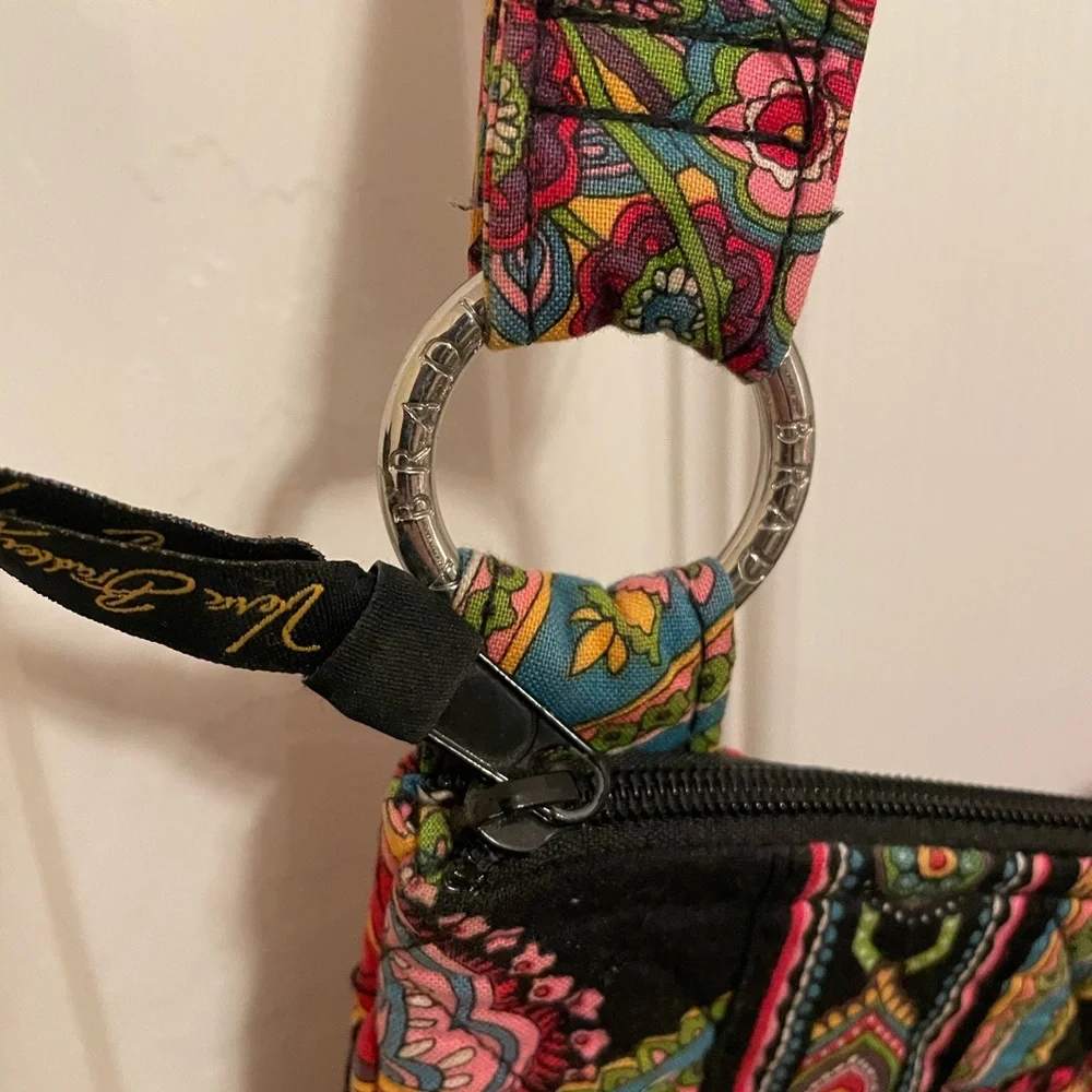 Vera Bradley hipster crossbody bag. Excellent condition - Picture 4 of 4